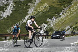Photo #2739346 | 25-08-2022 10:49 | Passo Dello Stelvio - Waterfall curve BICYCLES