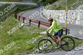 Photo #2322649 | 16-07-2022 17:16 | Passo Dello Stelvio - Waterfall curve BICYCLES