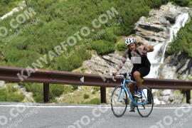 Photo #2409859 | 26-07-2022 11:22 | Passo Dello Stelvio - Waterfall curve BICYCLES