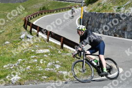 Photo #2355002 | 19-07-2022 11:38 | Passo Dello Stelvio - Waterfall curve BICYCLES