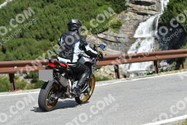 Photo #2406158 | 26-07-2022 10:07 | Passo Dello Stelvio - Waterfall curve