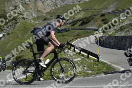 Photo #3171396 | 19-06-2023 10:15 | Passo Dello Stelvio - Waterfall curve BICYCLES
