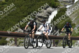 Photo #3240593 | 26-06-2023 12:37 | Passo Dello Stelvio - Waterfall curve BICYCLES