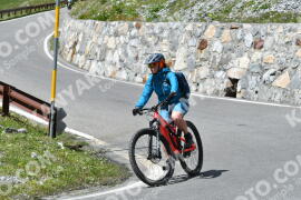 Photo #2303606 | 14-07-2022 15:06 | Passo Dello Stelvio - Waterfall curve BICYCLES