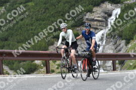 Photo #2365255 | 21-07-2022 12:52 | Passo Dello Stelvio - Waterfall curve BICYCLES