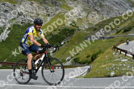 Photo #3926171 | 17-08-2023 10:36 | Passo Dello Stelvio - Waterfall curve BICYCLES