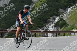 Photo #2385499 | 24-07-2022 16:27 | Passo Dello Stelvio - Waterfall curve BICYCLES