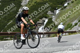 Photo #2203345 | 27-06-2022 12:51 | Passo Dello Stelvio - Waterfall curve BICYCLES