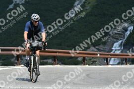 Photo #2360064 | 20-07-2022 10:19 | Passo Dello Stelvio - Waterfall curve BICYCLES