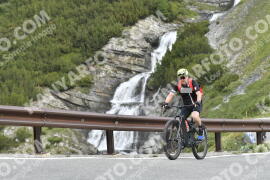 Photo #3383152 | 08-07-2023 09:21 | Passo Dello Stelvio - Waterfall curve BICYCLES