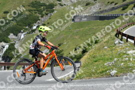 Photo #2352748 | 19-07-2022 10:59 | Passo Dello Stelvio - Waterfall curve BICYCLES