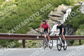 Photo #2412040 | 26-07-2022 09:32 | Passo Dello Stelvio - Waterfall curve BICYCLES