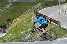 Photo #2683631 | 17-08-2022 13:38 | Passo Dello Stelvio - Waterfall curve BICYCLES