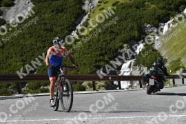 Photo #2722054 | 23-08-2022 15:25 | Passo Dello Stelvio - Waterfall curve BICYCLES