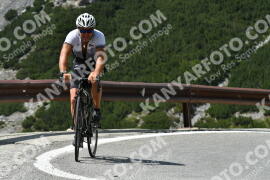 Photo #2379810 | 24-07-2022 14:05 | Passo Dello Stelvio - Waterfall curve BICYCLES