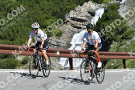 Photo #2216423 | 02-07-2022 09:57 | Passo Dello Stelvio - Waterfall curve BICYCLES