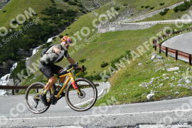 Photo #2464554 | 31-07-2022 16:14 | Passo Dello Stelvio - Waterfall curve BICYCLES