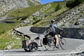 Fotó #2493937 | 03-08-2022 10:50 | Passo Dello Stelvio - Vízesés kanyar Bicajosok