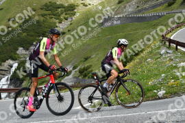 Photo #2202540 | 27-06-2022 10:34 | Passo Dello Stelvio - Waterfall curve BICYCLES