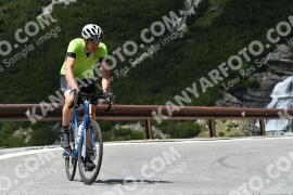 Photo #2177129 | 23-06-2022 13:20 | Passo Dello Stelvio - Waterfall curve BICYCLES