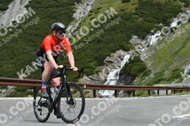 Photo #2173440 | 21-06-2022 10:29 | Passo Dello Stelvio - Waterfall curve BICYCLES