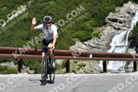 Foto #2289103 | 12-07-2022 11:03 | Passo Dello Stelvio - Waterfall Kehre BICYCLES