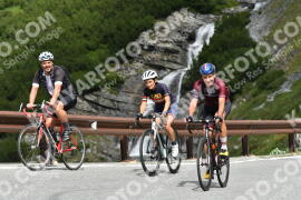 Photo #2409657 | 26-07-2022 11:07 | Passo Dello Stelvio - Waterfall curve BICYCLES