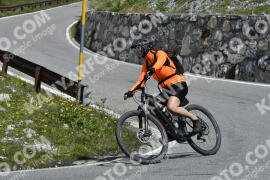 Fotó #3621287 | 29-07-2023 11:42 | Passo Dello Stelvio - Vízesés kanyar Bicajosok