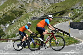 Fotó #2159239 | 19-06-2022 10:31 | Passo Dello Stelvio - Vízesés kanyar Bicajosok