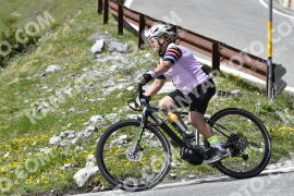 Photo #2084708 | 04-06-2022 15:34 | Passo Dello Stelvio - Waterfall curve BICYCLES