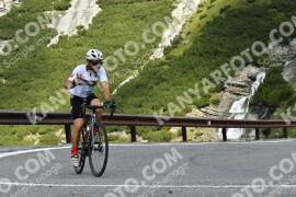 Photo #2417051 | 27-07-2022 11:04 | Passo Dello Stelvio - Waterfall curve BICYCLES