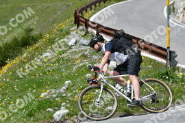 Fotó #2204536 | 27-06-2022 14:18 | Passo Dello Stelvio - Vízesés kanyar Bicajosok