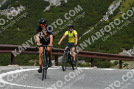 Fotó #2680870 | 17-08-2022 10:20 | Passo Dello Stelvio - Vízesés kanyar Bicajosok