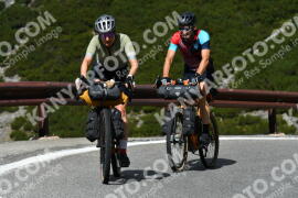 Fotó #4008589 | 21-08-2023 11:16 | Passo Dello Stelvio - Vízesés kanyar Bicajosok