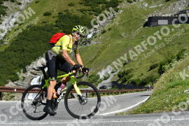 Photo #2336859 | 17-07-2022 10:18 | Passo Dello Stelvio - Waterfall curve BICYCLES