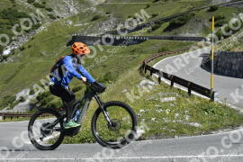 Photo #3604460 | 28-07-2023 10:20 | Passo Dello Stelvio - Waterfall curve BICYCLES