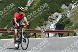 Photo #2381131 | 24-07-2022 10:13 | Passo Dello Stelvio - Waterfall curve BICYCLES
