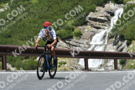 Foto #2377930 | 24-07-2022 12:30 | Passo Dello Stelvio - Waterfall Kehre BICYCLES