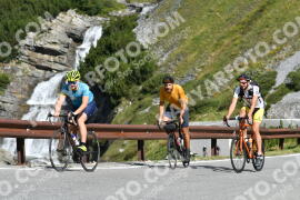 Photo #2542407 | 08-08-2022 10:07 | Passo Dello Stelvio - Waterfall curve BICYCLES