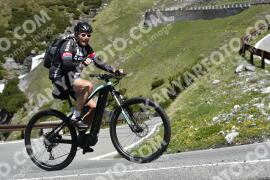 Photo #2113909 | 10-06-2022 11:20 | Passo Dello Stelvio - Waterfall curve BICYCLES