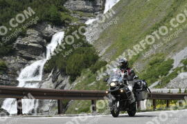 Photo #3285454 | 29-06-2023 13:47 | Passo Dello Stelvio - Waterfall curve