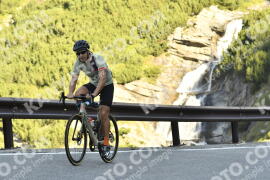 Foto #3832772 | 12-08-2023 09:19 | Passo Dello Stelvio - Waterfall Kehre BICYCLES