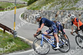 Photo #2174085 | 21-06-2022 12:00 | Passo Dello Stelvio - Waterfall curve BICYCLES