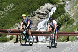Foto #2288971 | 12-07-2022 11:27 | Passo Dello Stelvio - Waterfall Kehre BICYCLES