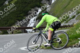 Photo #2198593 | 26-06-2022 14:09 | Passo Dello Stelvio - Waterfall curve BICYCLES