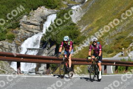 Photo #4305328 | 26-09-2023 10:25 | Passo Dello Stelvio - Waterfall curve BICYCLES