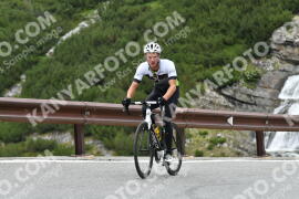 Photo #2410432 | 26-07-2022 11:48 | Passo Dello Stelvio - Waterfall curve BICYCLES