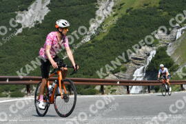 Photo #2360172 | 20-07-2022 10:24 | Passo Dello Stelvio - Waterfall curve BICYCLES