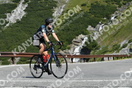 Photo #2380928 | 24-07-2022 10:05 | Passo Dello Stelvio - Waterfall curve BICYCLES