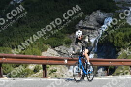 Photo #2620001 | 13-08-2022 09:56 | Passo Dello Stelvio - Waterfall curve BICYCLES